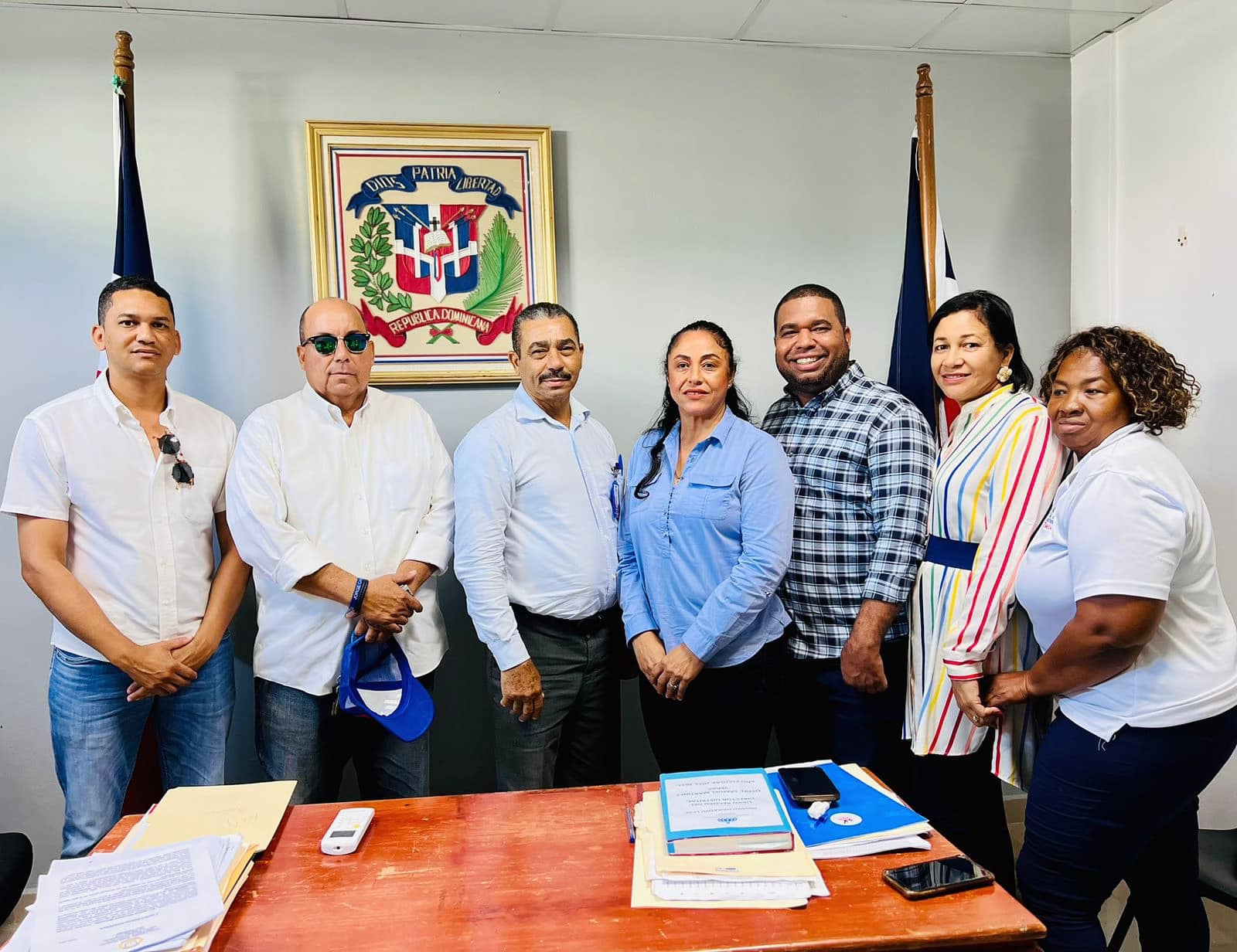 Gobernadora Gregaria Correa (Celi), se trasladó a varios Municipios y Distritos de María T. Sánchez